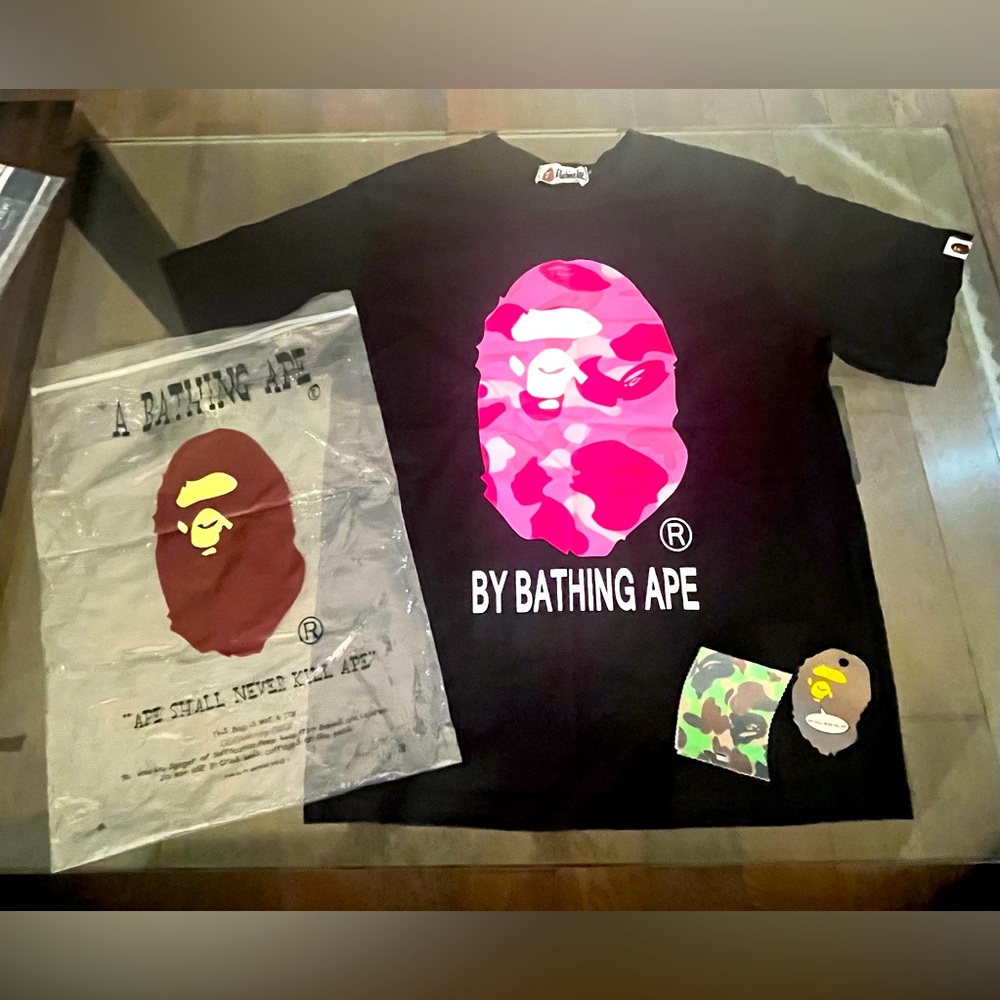 Small pink camo bape tshirt